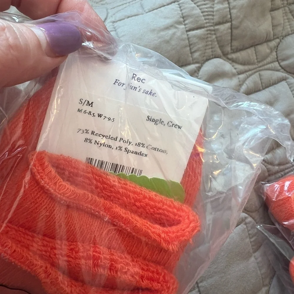 Outdoor Voices Comfort Sock Clementine size S/M NWT